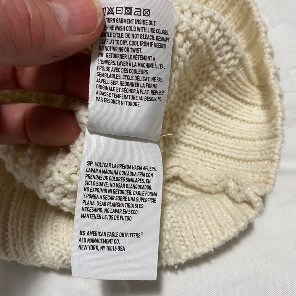 American Eagle Women's Cream Crochet Sweater Size‎ Large - Picture 6 of 11